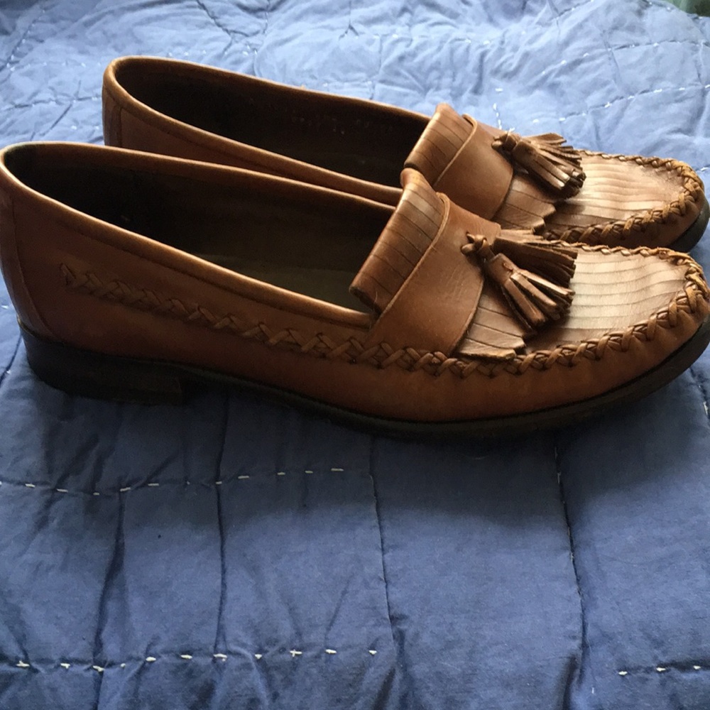 Cole Haan Men’s 8 1/2B Tassel Loafers - Picture 2 of 9